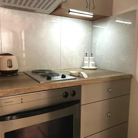 Mira Apartment *