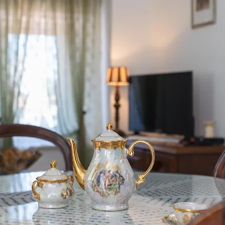 Mira Kastela