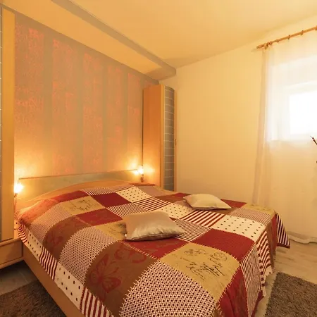 Mira Apartment