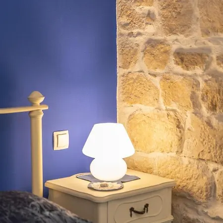 Mira Kastela