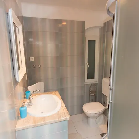 Mira アパート Kaštela